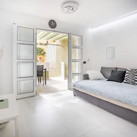 Orlando Sunny By Lovetenerife Apartman *